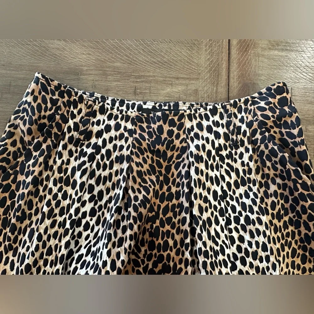 White House Black Market Leopard Animal Print Full Skirt Pockets Size 2 NWT